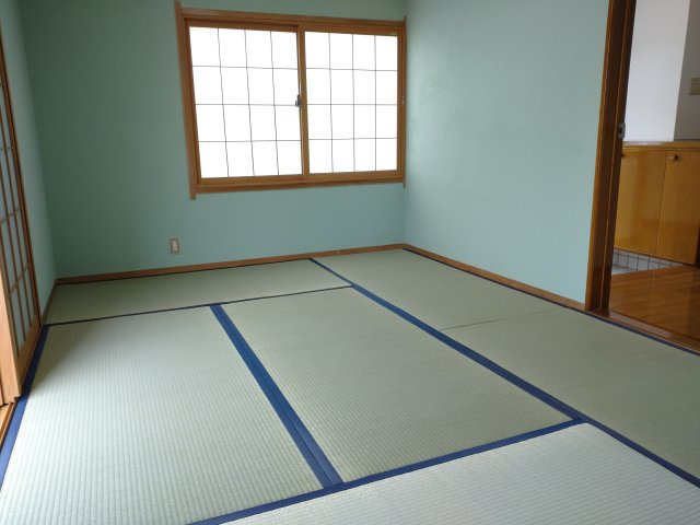 浅川日の峯一丁目28番15号（C-31）の和室