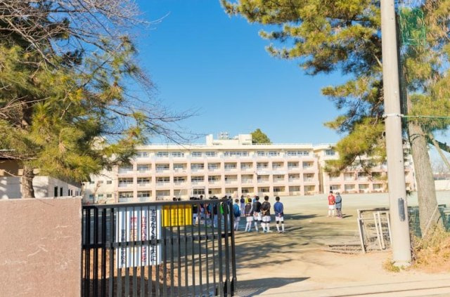 船橋市習志野台６丁目第１２の周辺|習志野台中学校