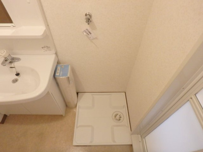 【その他】 | アンジュール | 洗濯機置場です