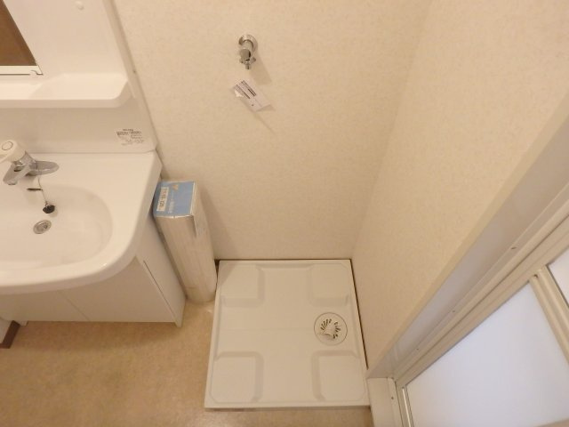 【その他】 | アンジュール | 洗濯機置場です