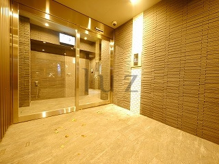 Kyokohamaのエントランス