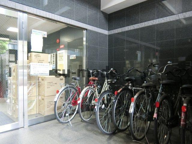 プランドール松本の駐車場