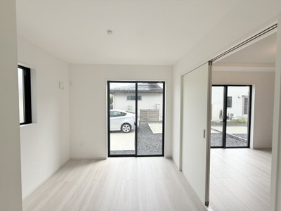 【洋室】 | LIGARE　山形市鈴川２丁目１期　２号棟