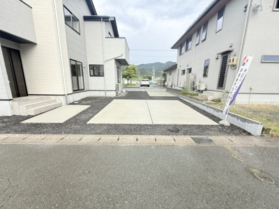 【駐車場】 | LIGARE　山形市鈴川２丁目１期　１号棟