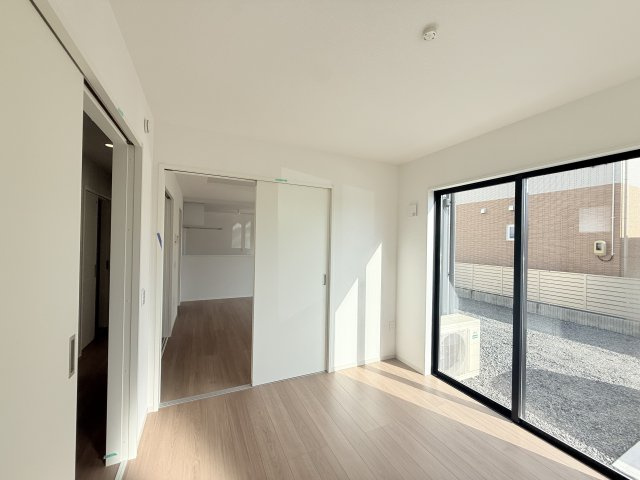 【洋室】 | LIGARE　寒河江市日田１期　１号棟