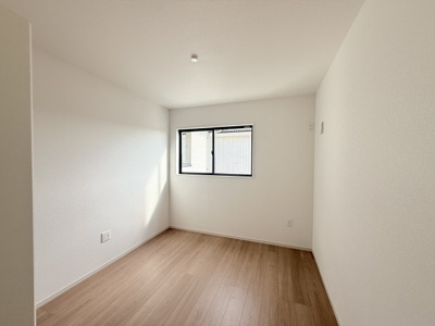 【洋室】 | LIGARE　寒河江市日田１期　１号棟