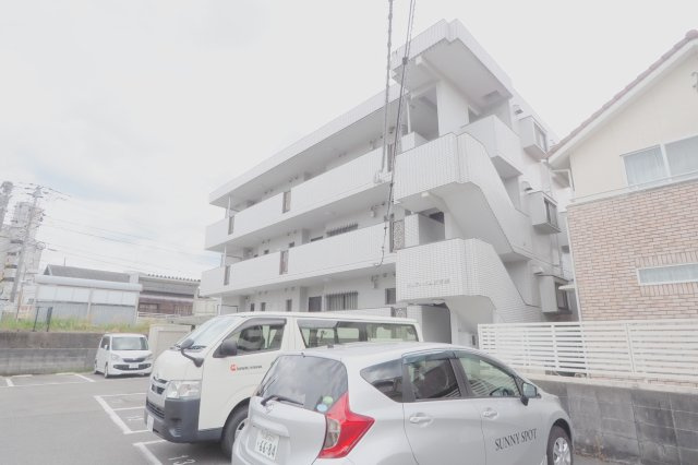 広島市安佐南区古市４丁目の賃貸マンションの外観