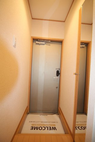 Ｆｉｒｅｎｚｅ『フィレンツェ』の玄関|別のお部屋の参考写真となります