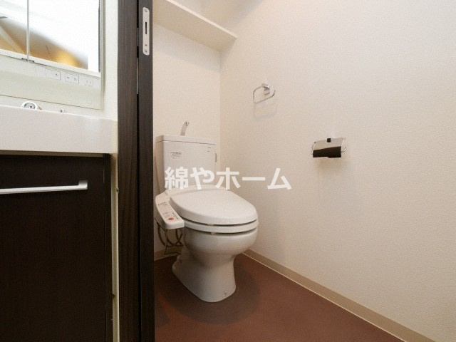 エスライズ難波ＥＡＳＴのトイレ|落ち着いたトイレです