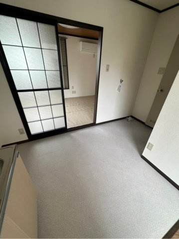 調布市西つつじケ丘４丁目のアパートのその他