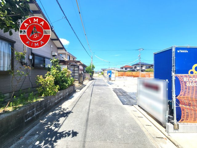 福岡市西区泉3丁目第1-2棟（2号棟）の外観|前面道路含む現地の写真です。