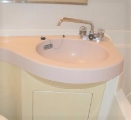 ローズガーデンＡ３２番館　A-032の洗面所