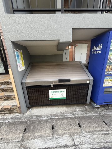 クラーシェ妙典のエントランス