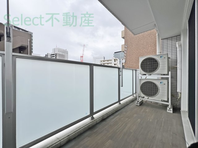 セレニティー名駅のバルコニー