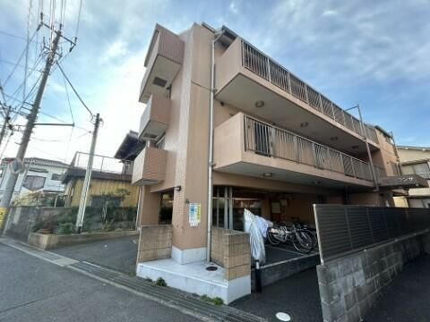 ソレイユ市川のバルコニー