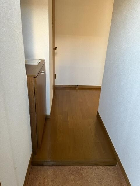 シャルマン高砂の玄関