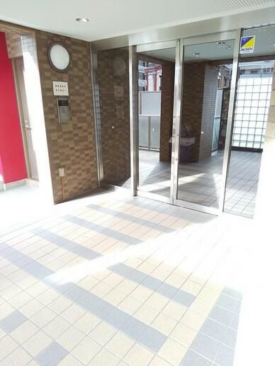 シャルマン高砂のエントランス