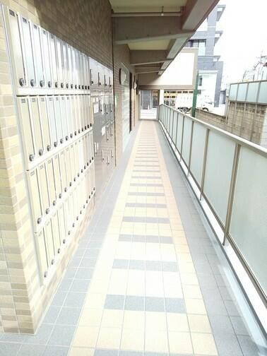 シャルマン高砂のエントランス