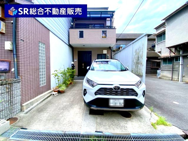 花園東町2丁目中古戸建の外観|駅徒歩3分！住環境が大変充実しています♪ファミリー様にオススメです！