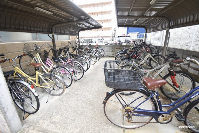 セントロイヤルクラブ新大阪　仲介手数料無料の駐車場
