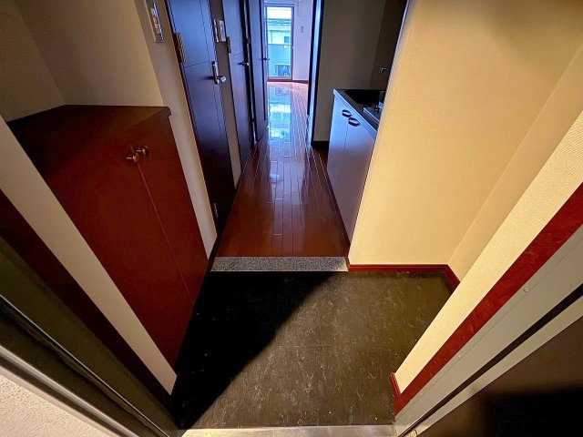 FLAT34新大阪南の玄関