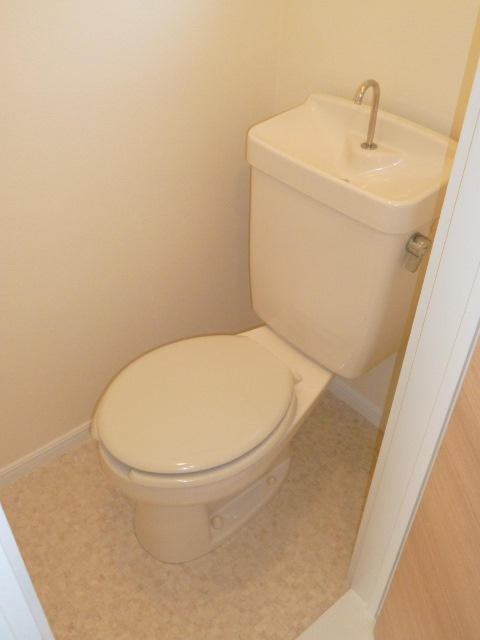 アゼリア宮田のトイレ|バス・トイレ別(^^)/