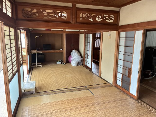 熊本市南区野田３丁目の中古一戸建の和室|1階和室