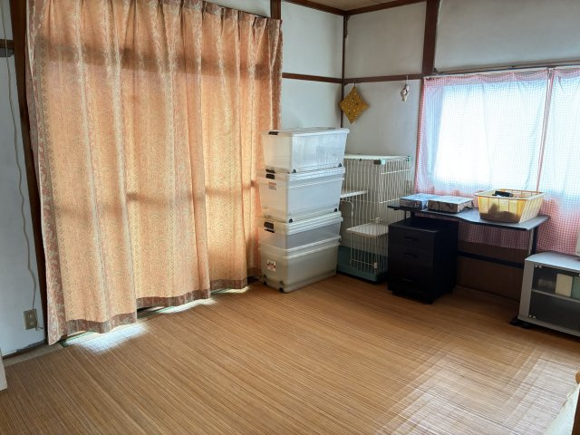 熊本市南区野田３丁目の中古一戸建の和室|2階和室