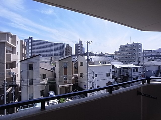 神戸市兵庫区中道通８丁目の賃貸マンションの展望