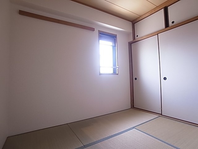 神戸市兵庫区中道通８丁目の賃貸マンション