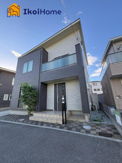 明石市二見町福里　中古戸建の外観|人気の一条工務店の素敵なお家です！オール電化住宅！太陽光搭載！食洗機・浴室乾燥機完備で設備充実！