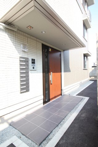 【エントランス】 | アンリ．Ｄ