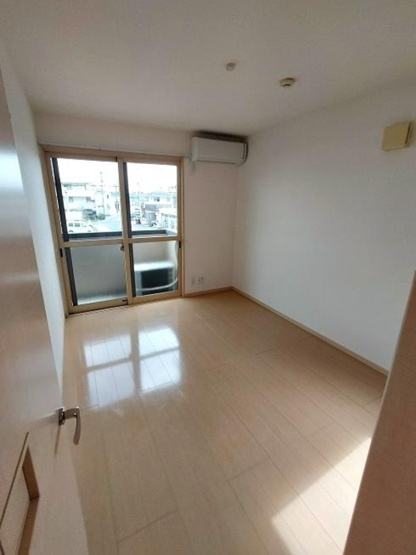 【居間・リビング】 | ウィルコート長瀬