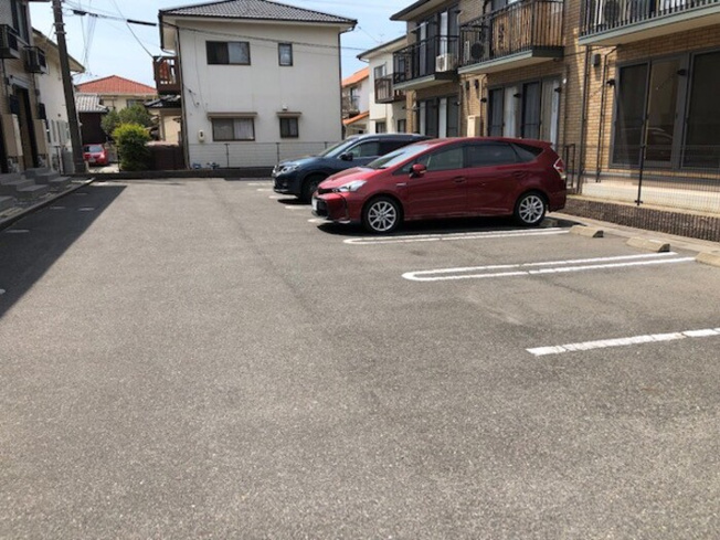 【駐車場】 | メゾンドールβ　G棟