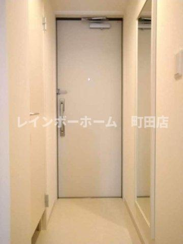 リブリ・西鶴間※初期費用分割あと払いサービス利用可能物件の玄関