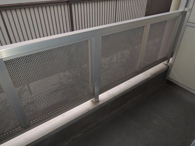 【バルコニー】