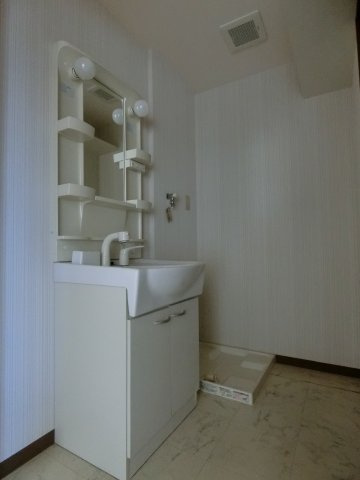 iマンションの洗面所|イメージ203号室の写真