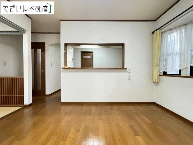 【居間・リビング】 | 熊谷市銀座5丁目　中古住宅   | 現地(2026年8月撮影)