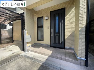 【玄関】 | 熊谷市銀座5丁目　中古住宅   | 現地(2026年8月撮影)