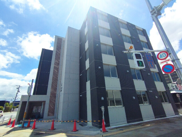 G VIVRE　岡崎駅前の外観