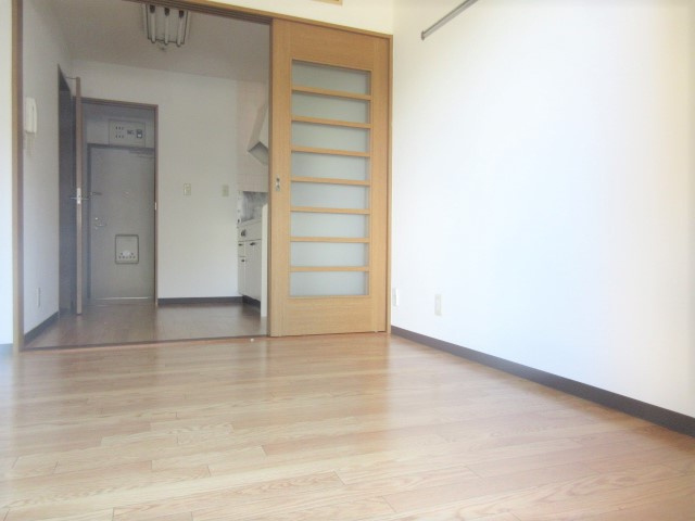 藤沢市白旗４丁目のアパートの寝室