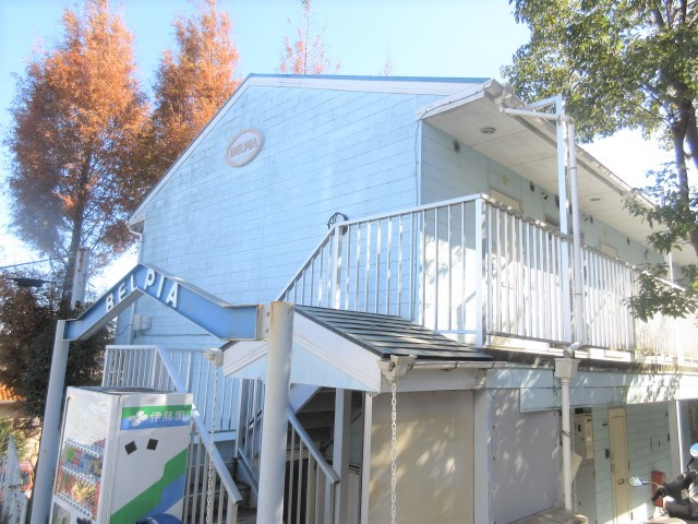 藤沢市白旗４丁目のアパートの外観