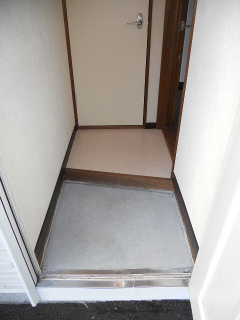 ノースパレスⅤの玄関