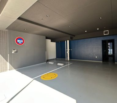 クレストコート東日暮里の駐車場|駐車場に車を止められます