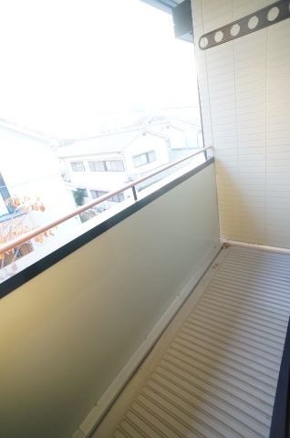 センターフィールド宝塚Ⅰのバルコニー|参考、同建物・反転間取りの号室