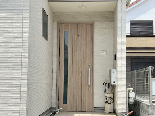 ■高座郡寒川町一之宮２丁目　中古戸建の玄関|外玄関周辺スペース◇