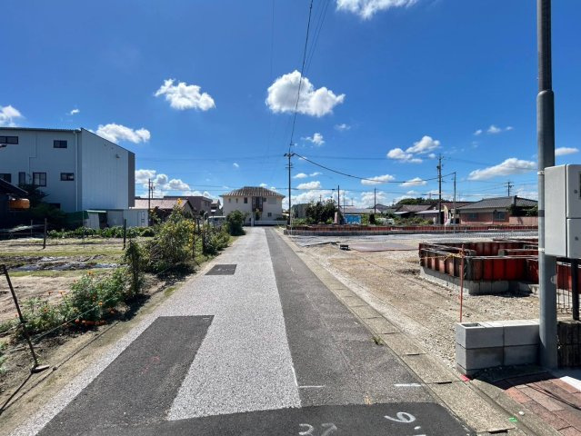 ハートフルタウン　一宮市時之島　全5区画分譲の前面道路含む現地写真|「現地（2026年8月17日）撮影」　
■前面道路　
■ヤマダ不動産　株式会社リライフ