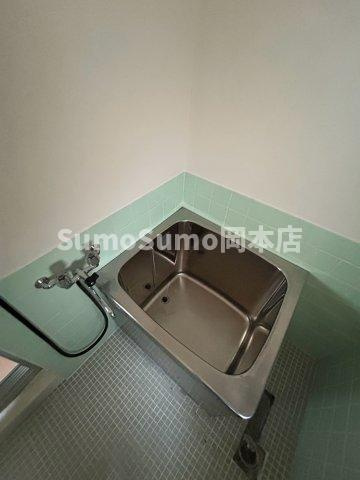 芦屋市岩園町の賃貸マンションの浴室|日々の暮らしに欠かせないお風呂です