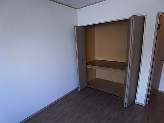 神戸市長田区大谷町１丁目のアパートの収納