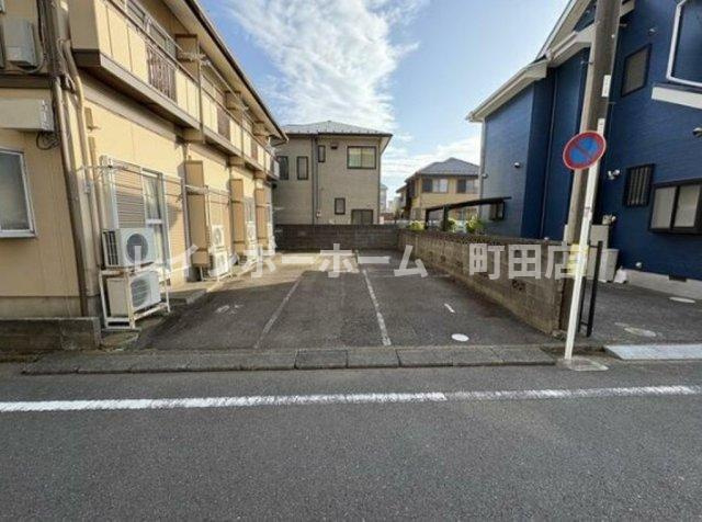 コモハウス2※初期費用分割あと払いサービス利用可能物件の駐車場